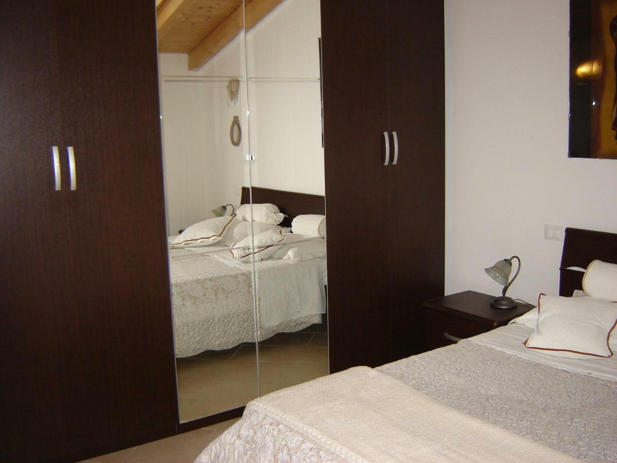 加瓦尔多A 7 Km Da Salo' Casa Del Sole Mansarda公寓 外观 照片